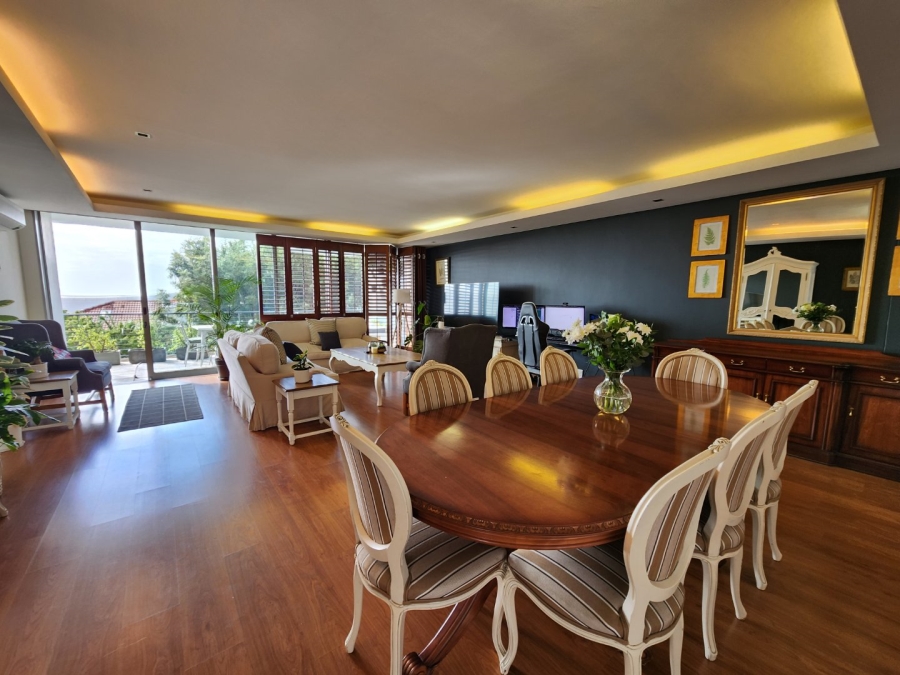 To Let 3 Bedroom Property for Rent in Green Point Western Cape